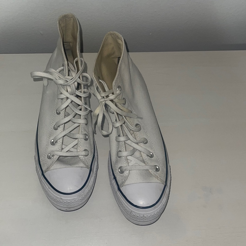 Platform converse